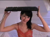 uploads/2008/06/keyboard-on-head/20080107-030452-keyboard-0003.jpg